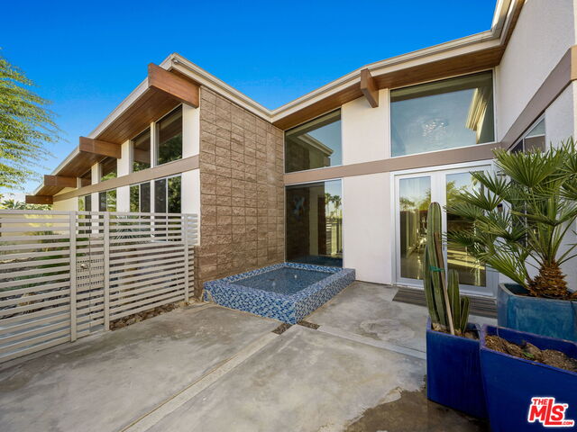 1765 Royal Palm Ct