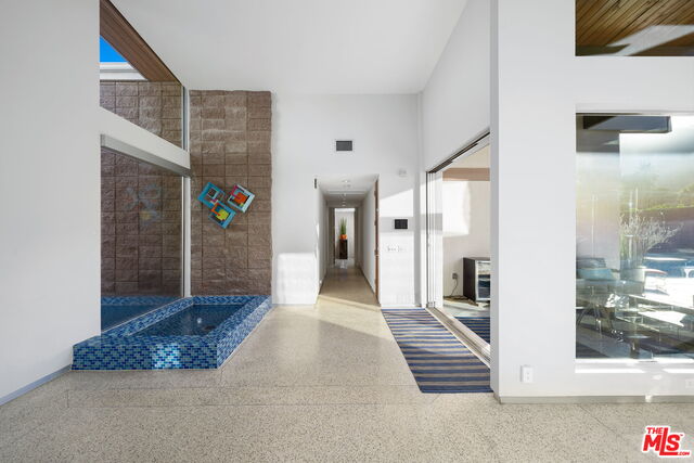 1765 Royal Palm Ct