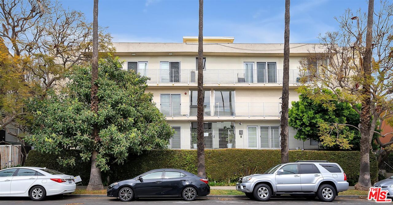 843 4th St Unit: 208