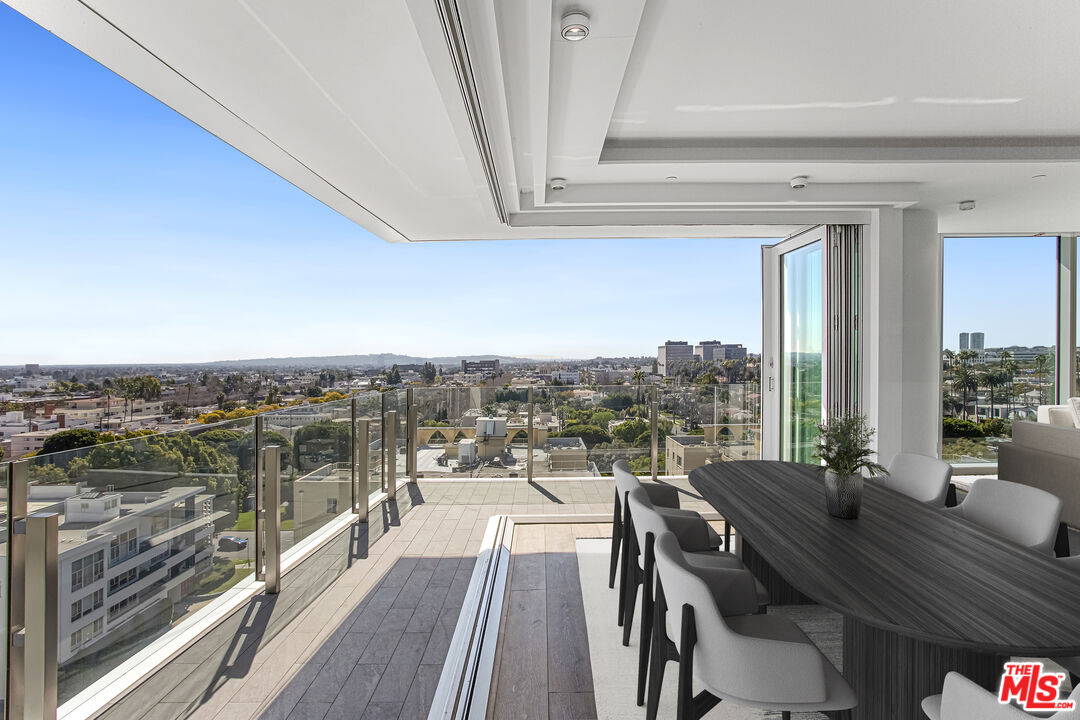 9000 W 3rd St Unit: 902