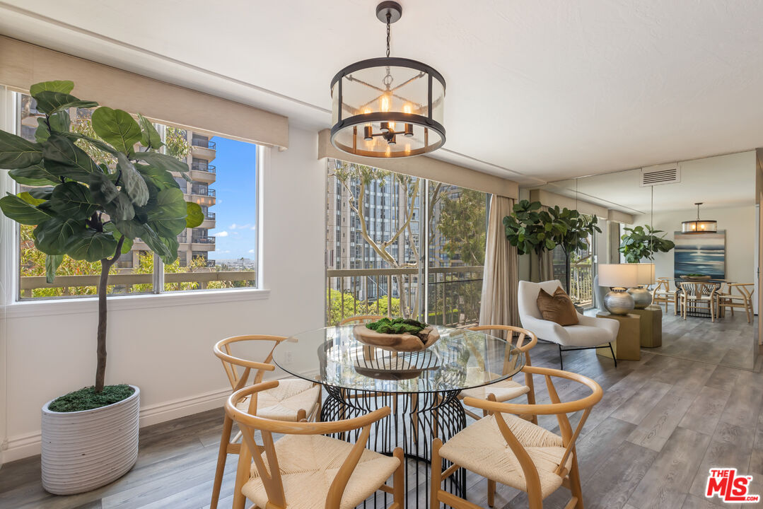 10751 Wilshire Blvd Unit: 702