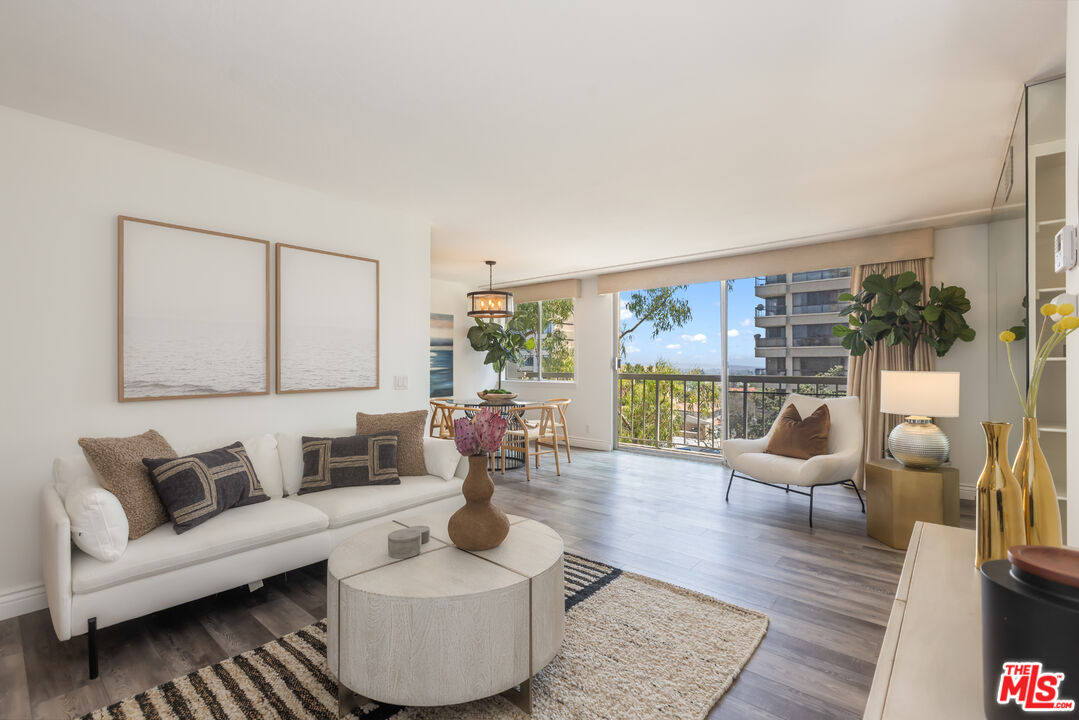 10751 Wilshire Blvd Unit: 702