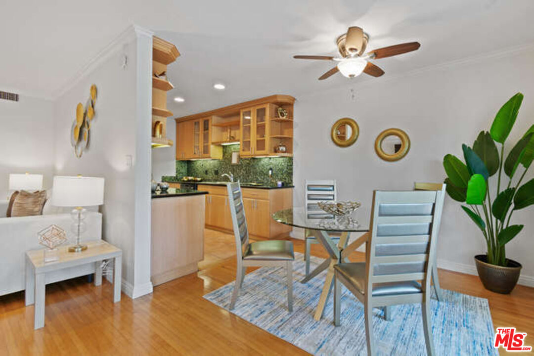 3748 Lockland Dr Unit: B