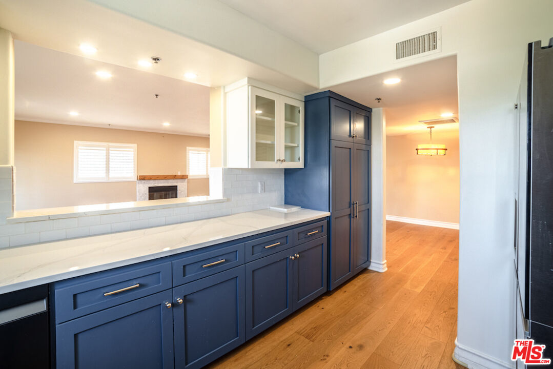 2480 S Centinela Ave Unit: 403