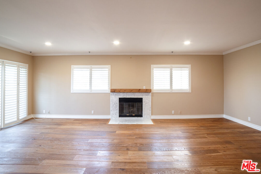 2480 S Centinela Ave Unit: 403