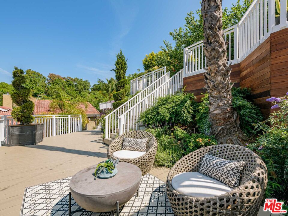 829 Cynthia Ave
