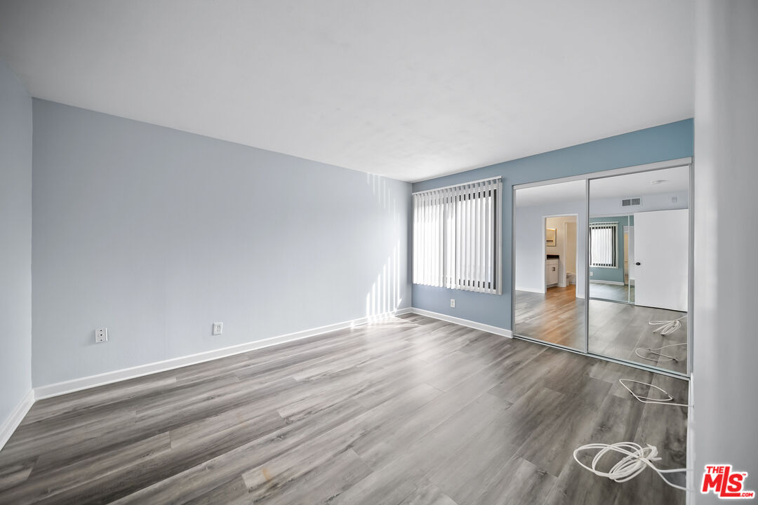 8300 Manitoba St Unit: 216