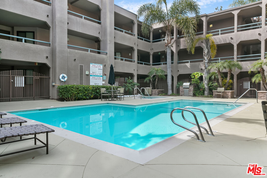 8300 Manitoba St Unit: 216