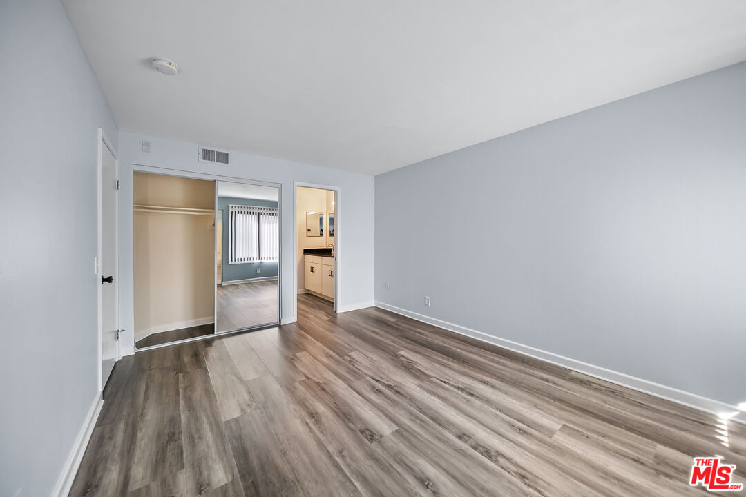 8300 Manitoba St Unit: 216