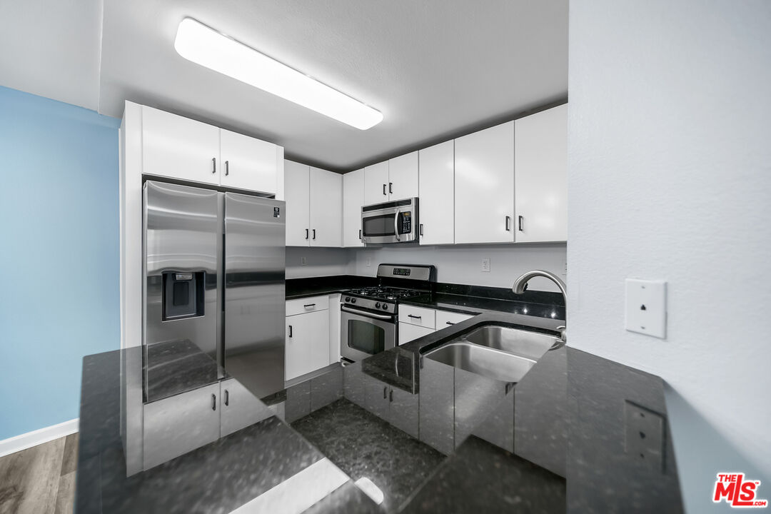 8300 Manitoba St Unit: 216