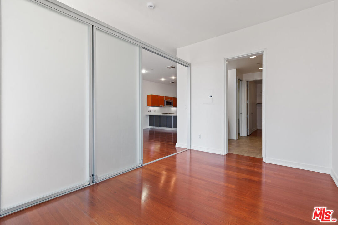 801 S Grand Ave Unit: 2008