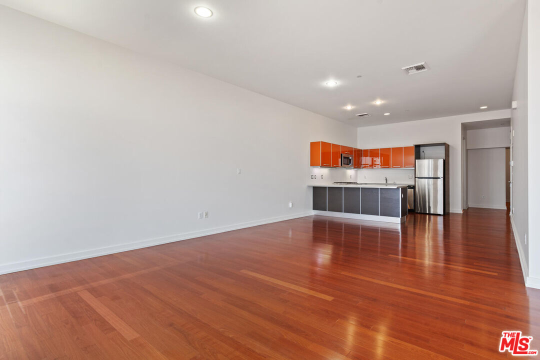 801 S Grand Ave Unit: 2008