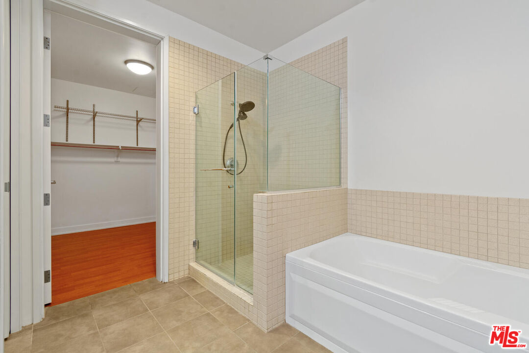 801 S Grand Ave Unit: 2008