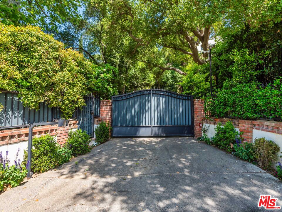 16016 Woodvale Rd