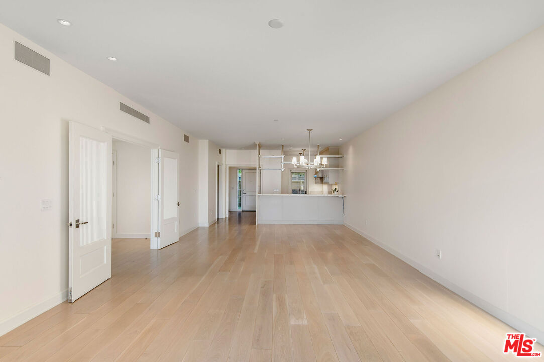 15225 Palisades Village Ln Unit: 205