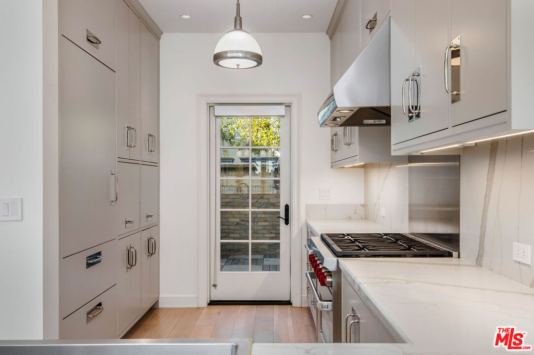 15225 Palisades Village Ln Unit: 205
