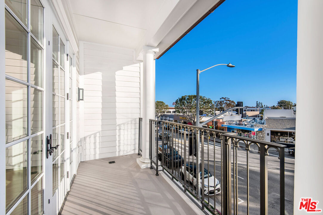 15225 Palisades Village Ln Unit: 205