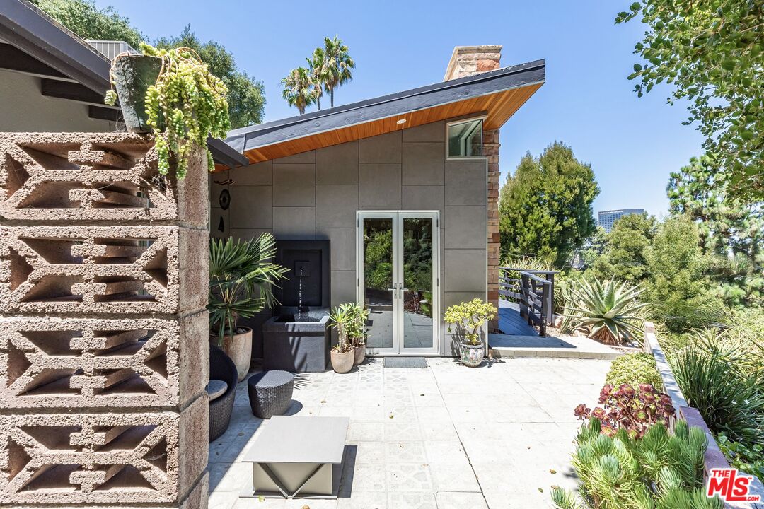 3224 Oakley Dr