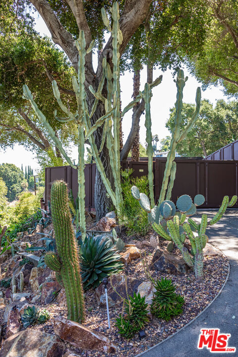 3224 Oakley Dr