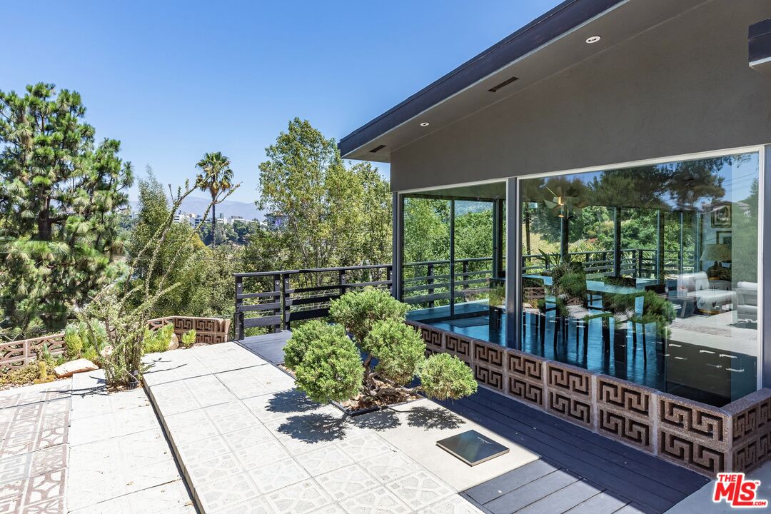 3224 Oakley Dr