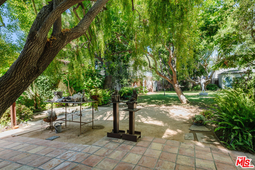 3587 Ocean View Ave