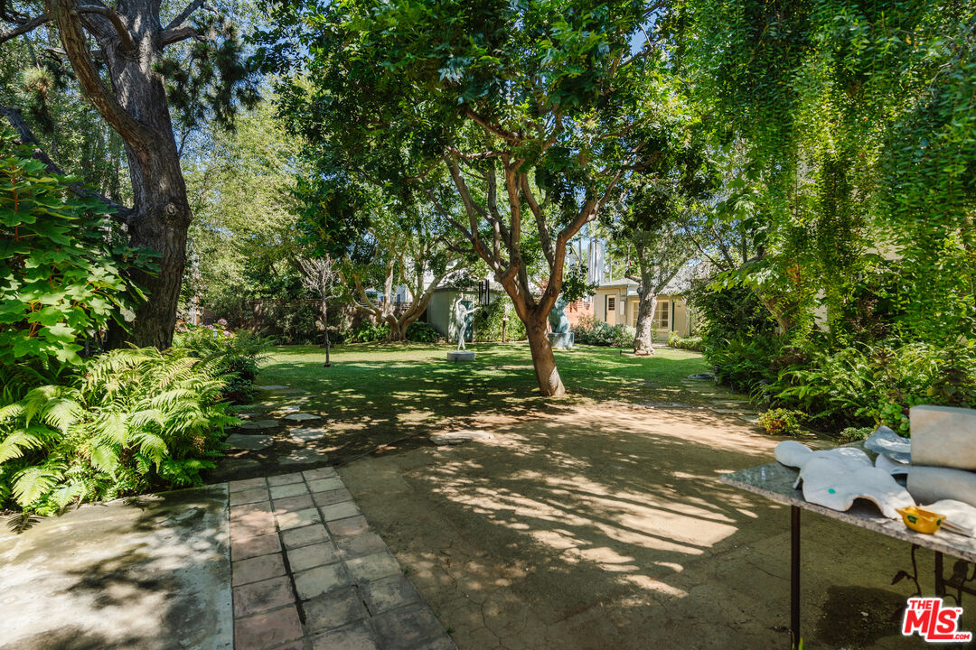 3587 Ocean View Ave