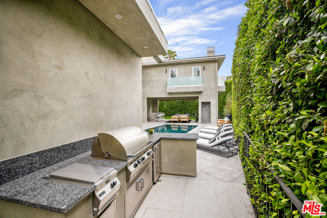 10100 Angelo Cir