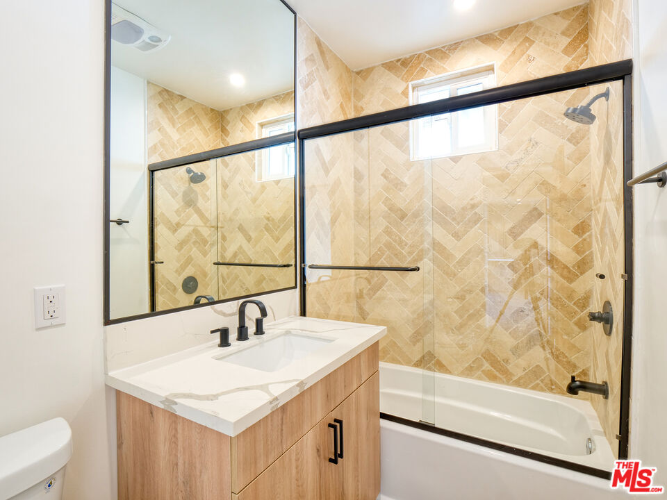 8903 Harratt St Unit: F