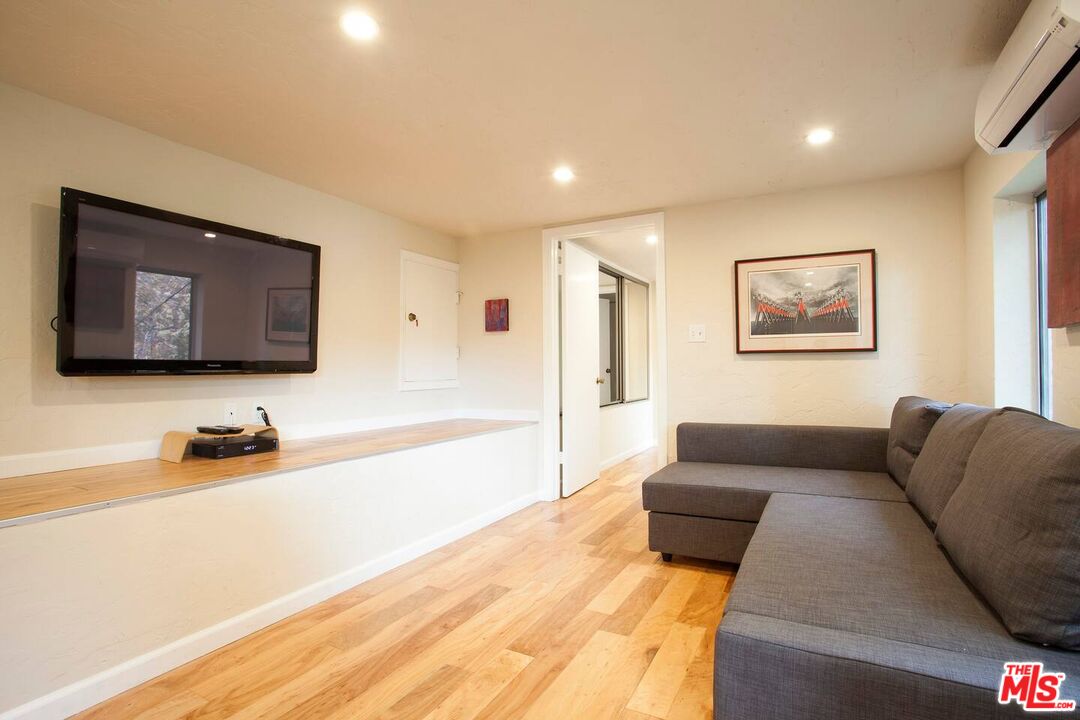 2640 N Bronholly Dr Unit: 1/2