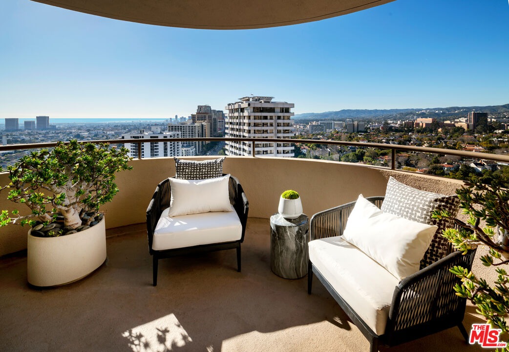 10560 Wilshire Blvd Unit: 1803