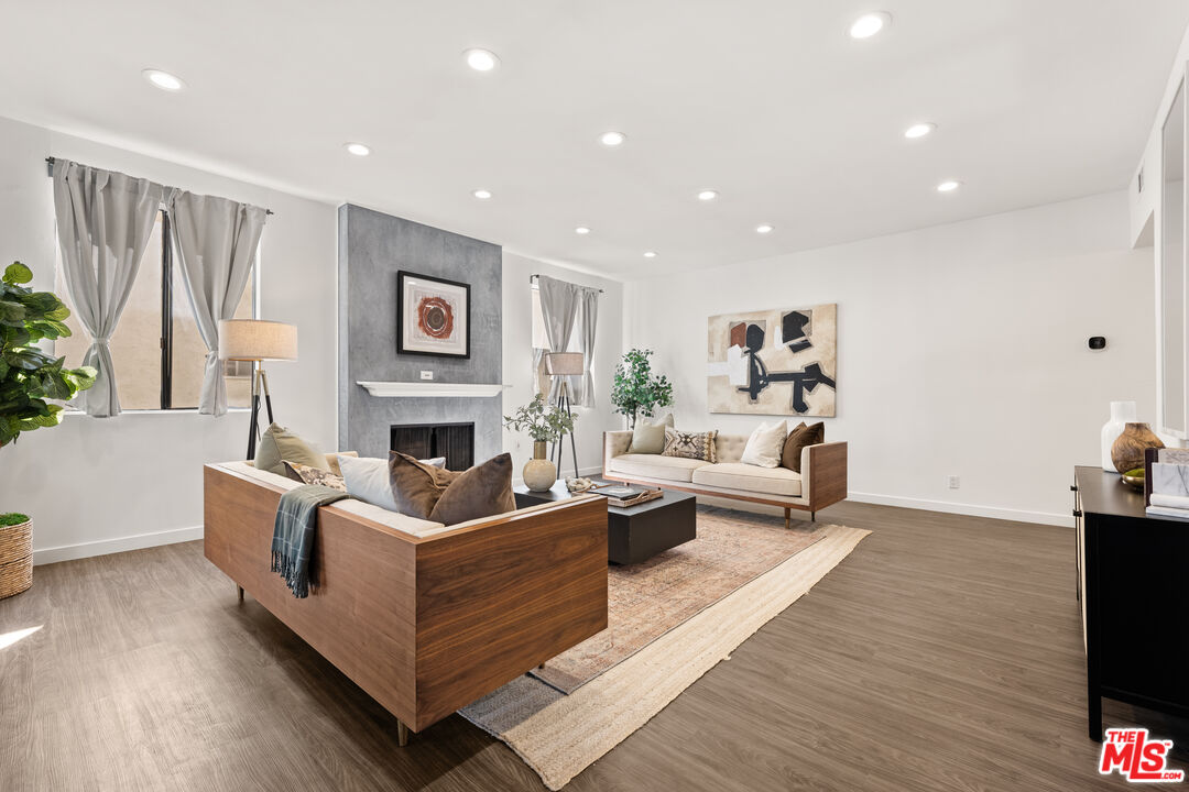1505 Purdue Ave Unit: 102