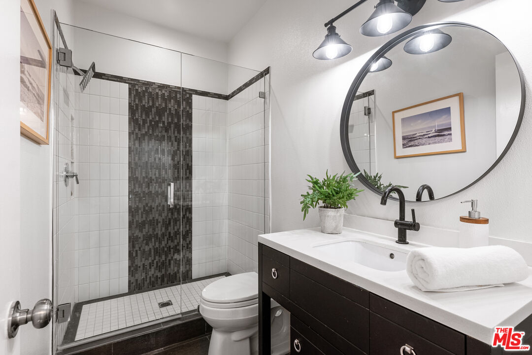 1505 Purdue Ave Unit: 102