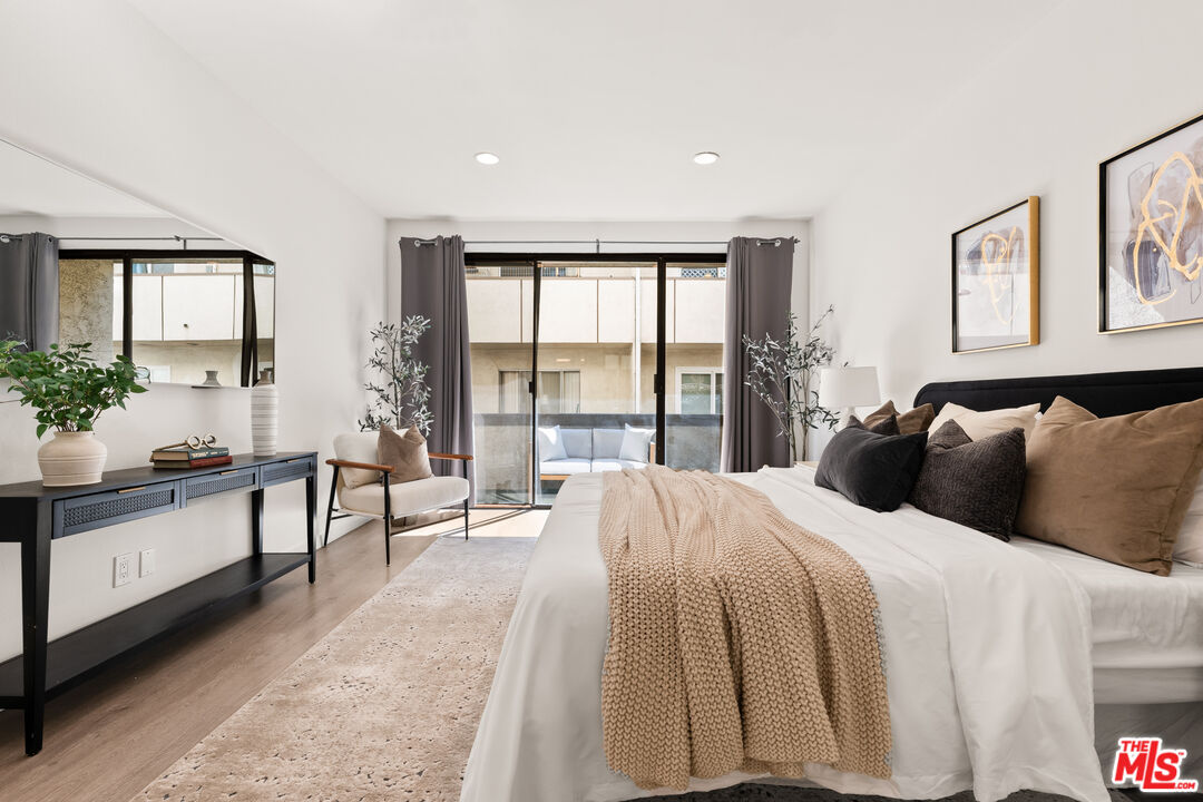 1505 Purdue Ave Unit: 102