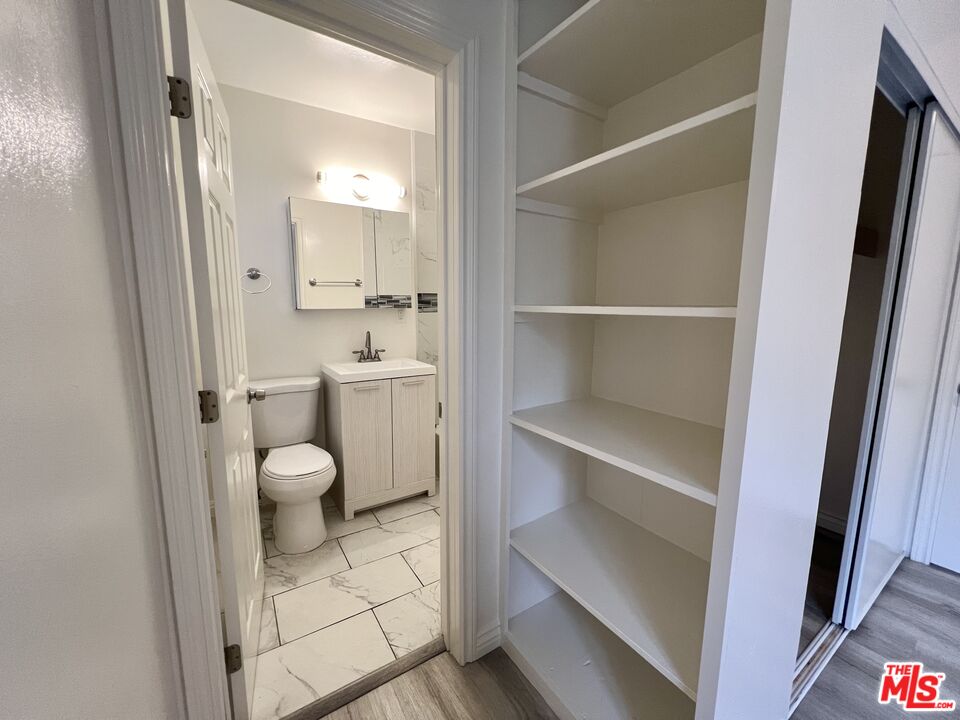 1828 16th St Unit: 5