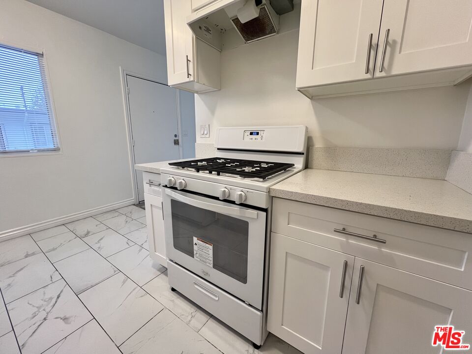 1828 16th St Unit: 5