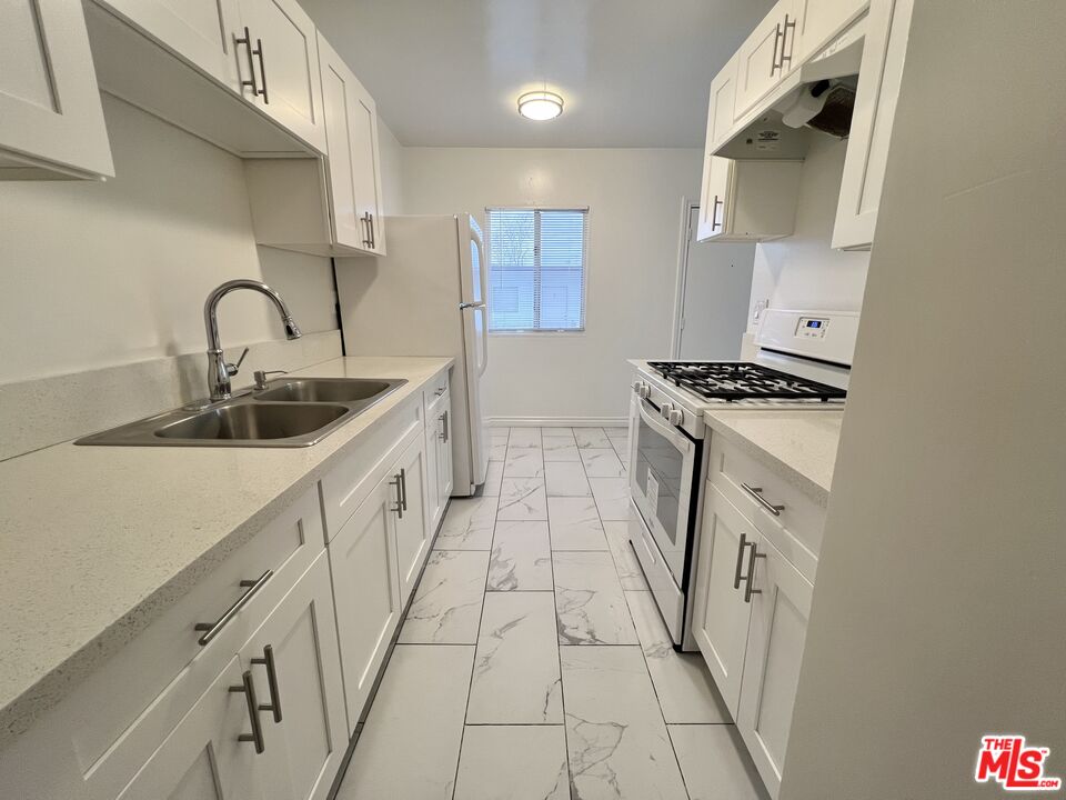 1828 16th St Unit: 5