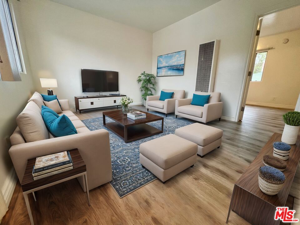 1828 16th St Unit: 5