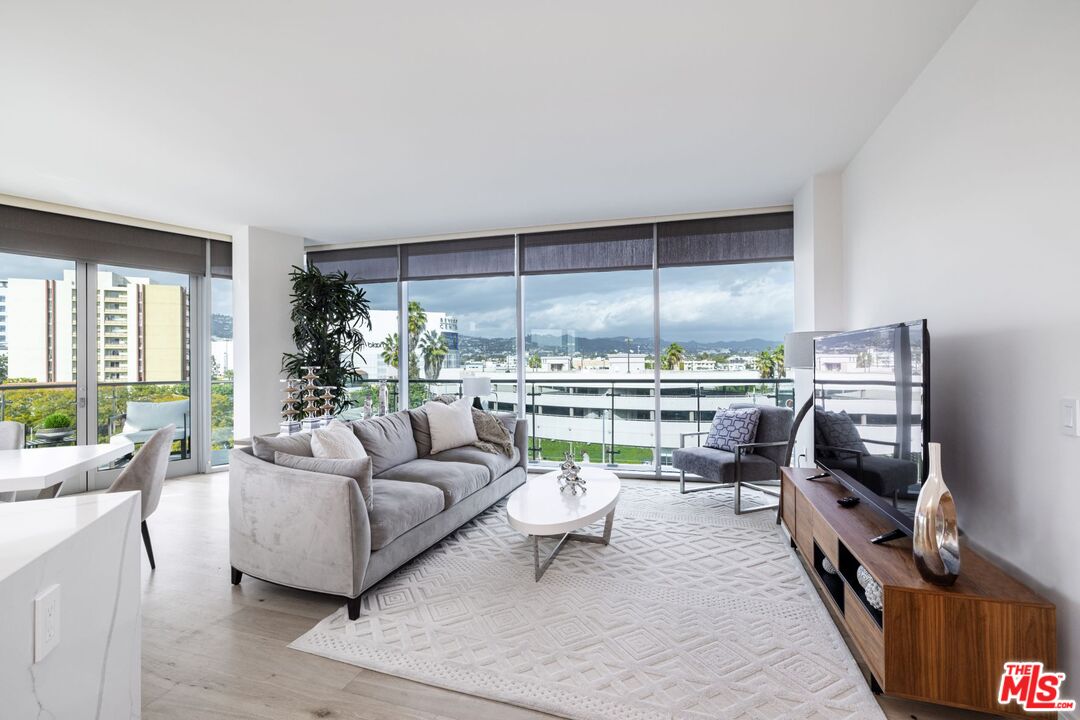 8500 Burton Way Unit: 610
