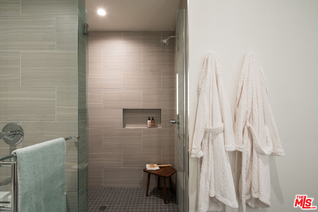 801 S OLIVE ST Unit: PH 1