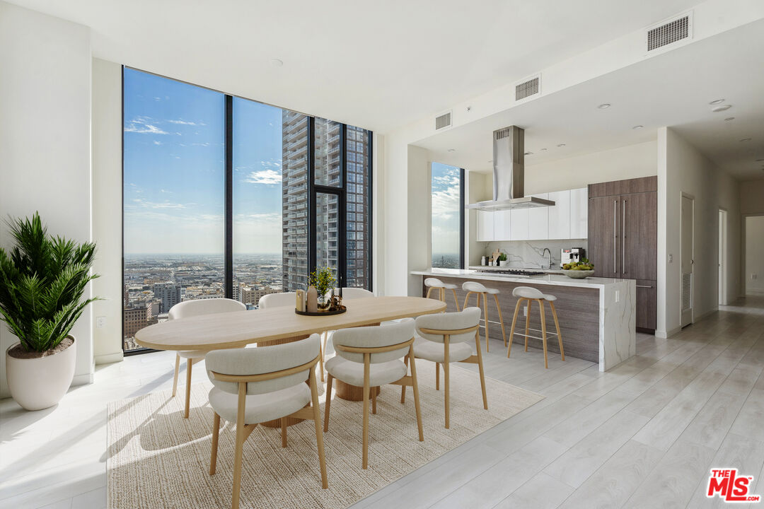 801 S OLIVE ST Unit: PH 1