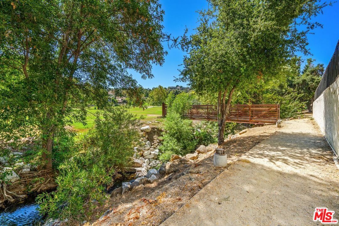 4724 Park Granada Unit: 217