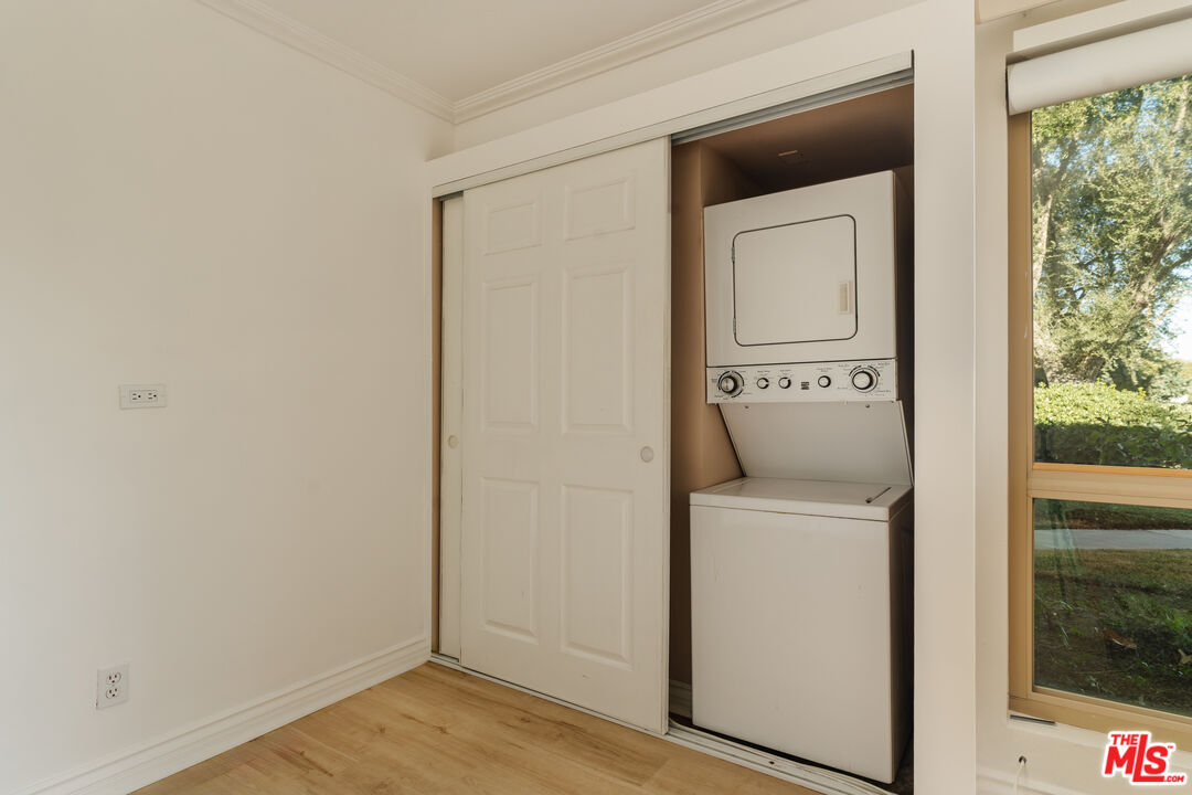 4724 Park Granada Unit: 217