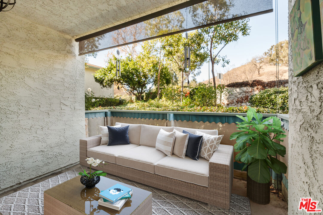 4724 Park Granada Unit: 217