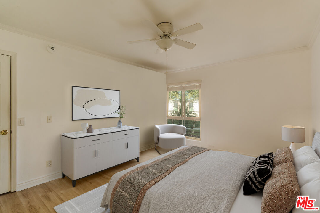 4724 Park Granada Unit: 217