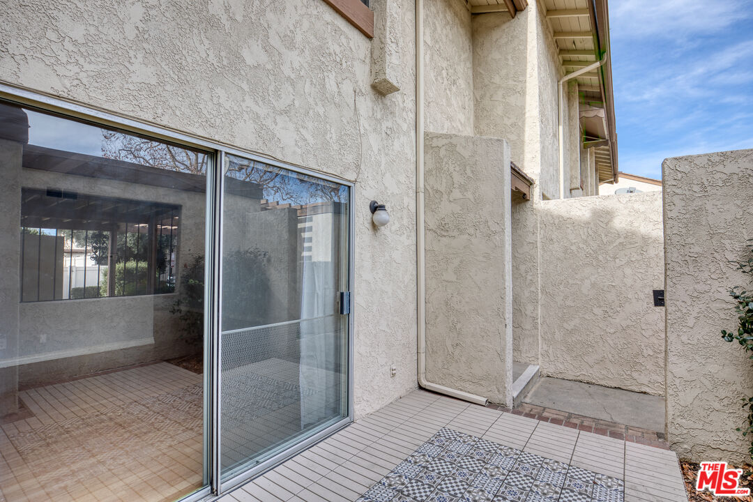 5235 Village Circle Dr