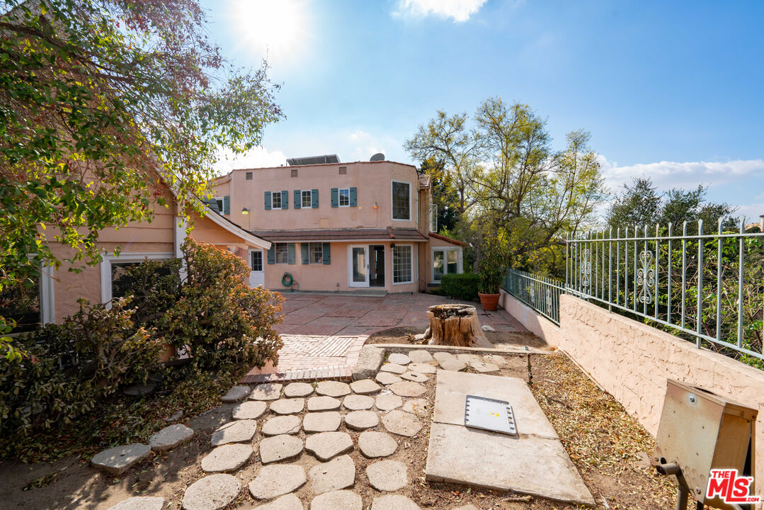 4213 Dundee Dr