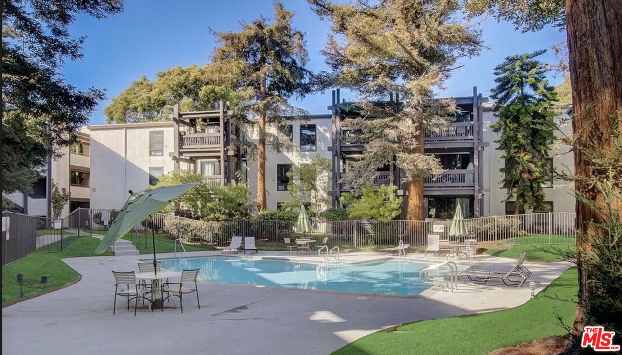 7742 Redlands St Unit: H2021