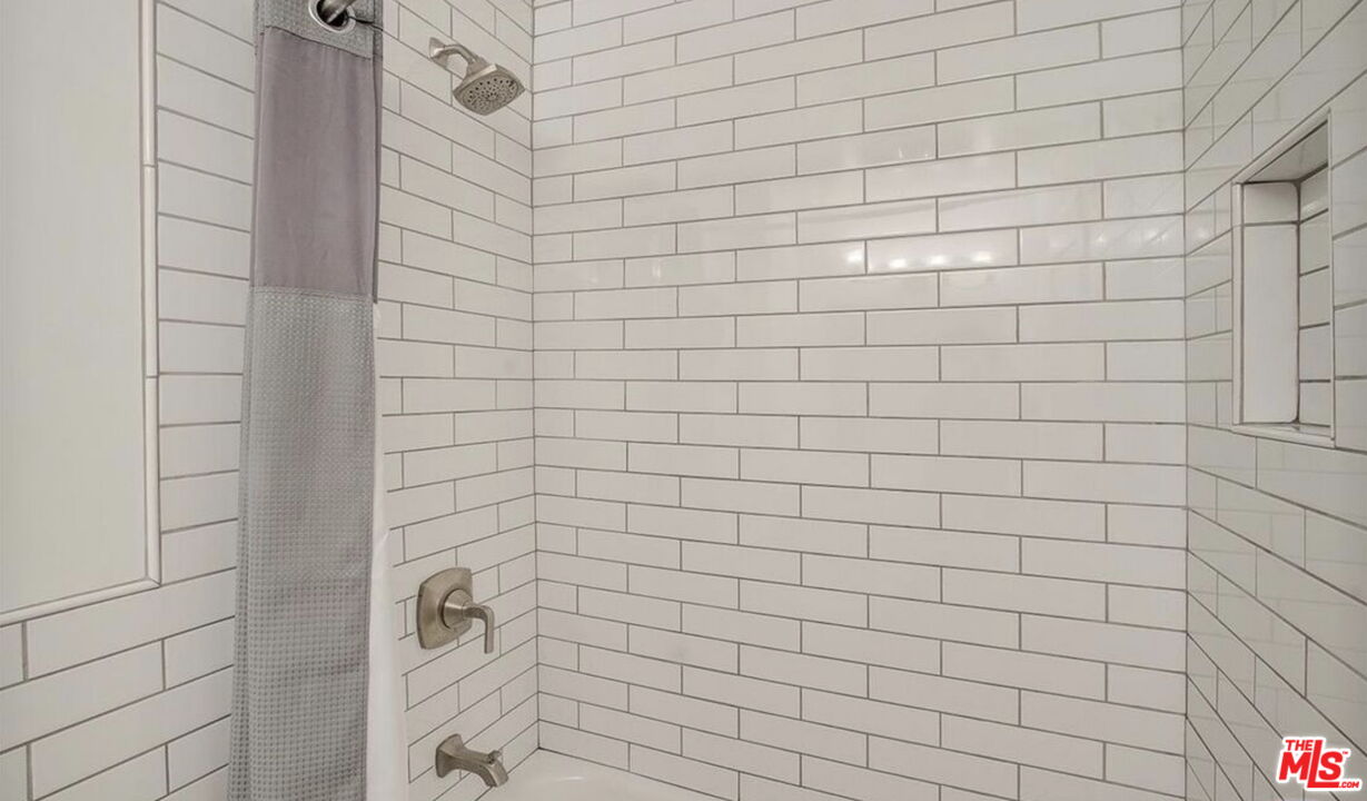 7742 Redlands St Unit: H2021