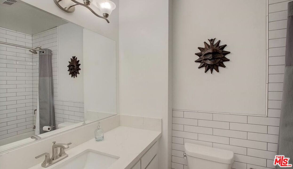 7742 Redlands St Unit: H2021