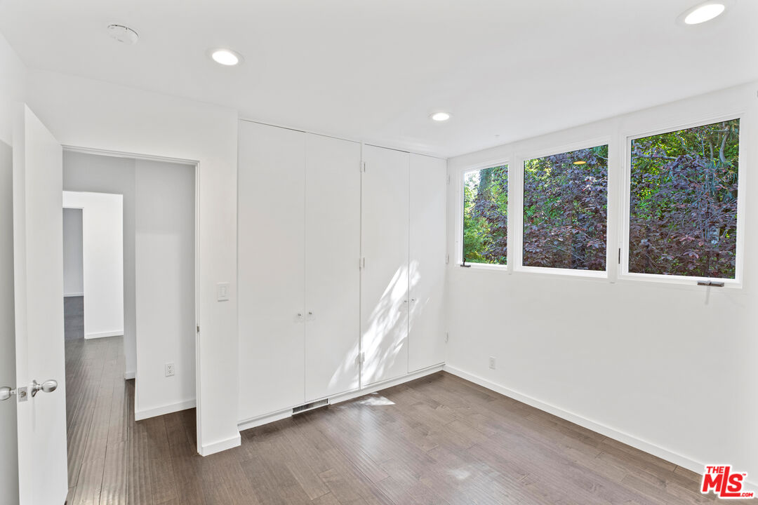420 S Westgate Ave